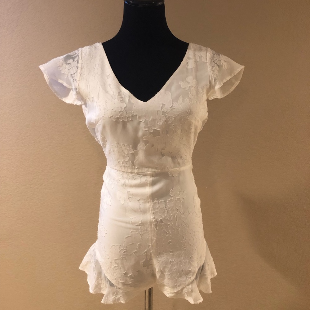 For love and lemons white romper jumpsuit size xs